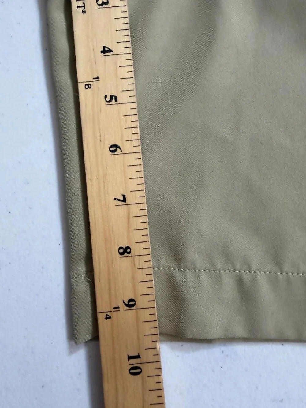 PGA TOUR Men’s Golf Shorts Size 40 Khaki Tan Performance Utility Pocket